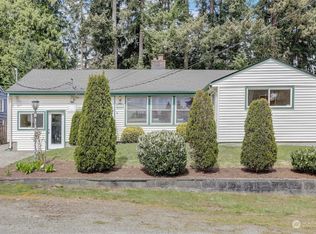 2126 N 158th St, Seattle, WA