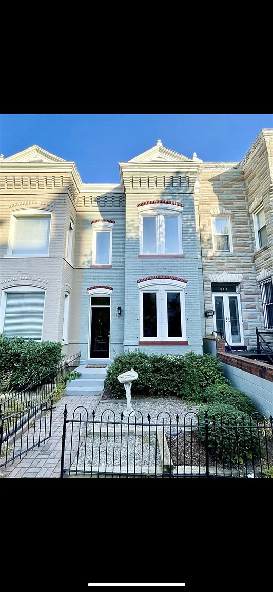 815 11th St NE photo 1