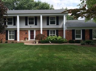 3287 E Breckenridge Ln, Bloomfield Hills, MI 48301