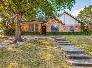 609 Wisterglen Dr, Desoto, TX 75115