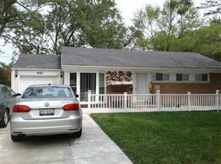 1210 Dell Rd, Northbrook, IL 60062