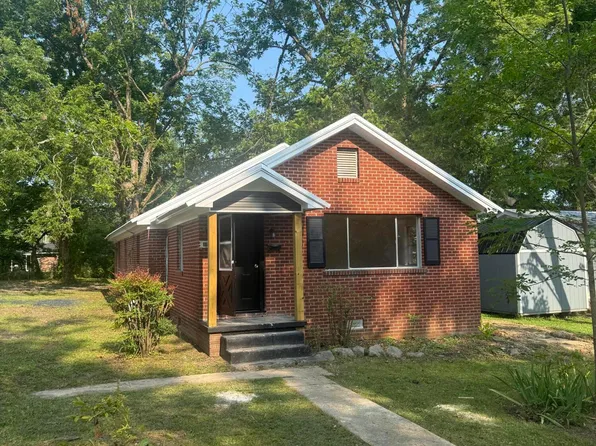 111 Brewer St, Booneville, MS 38829