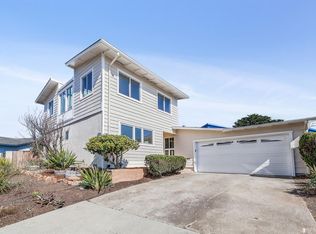 1404 Crespi Dr, Pacifica, CA 94044