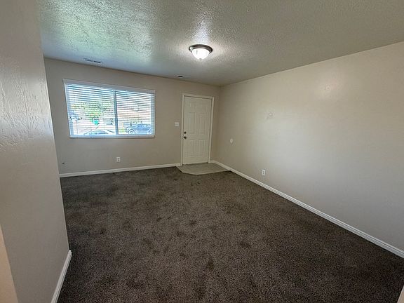 3rd image of 177 W 975 N #177