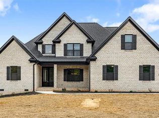 5084 Southern Pines Dr, Kernersville, NC 27284