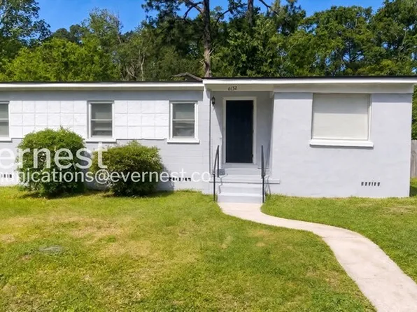 6132 Ardisia Rd W, Jacksonville, FL 32209