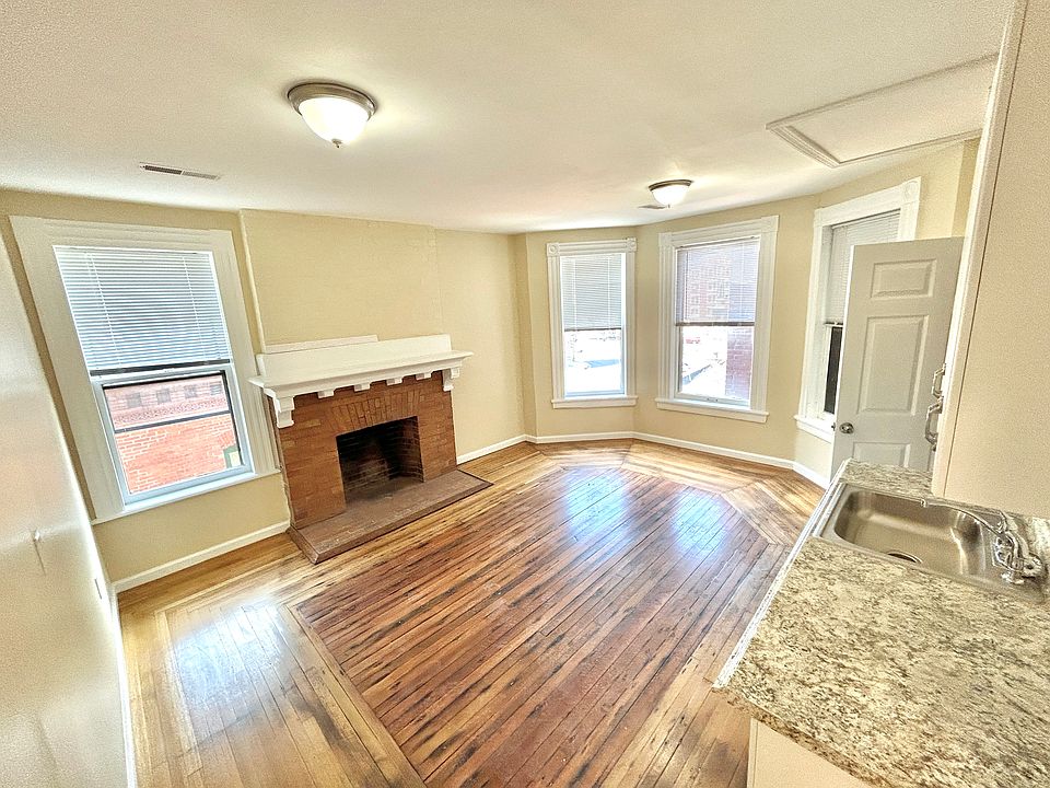 1st image of 133 W Main St #4A