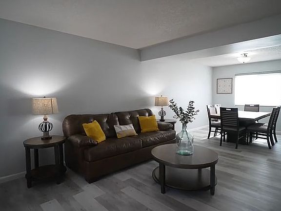 3rd image of 661 Greenscape Ln