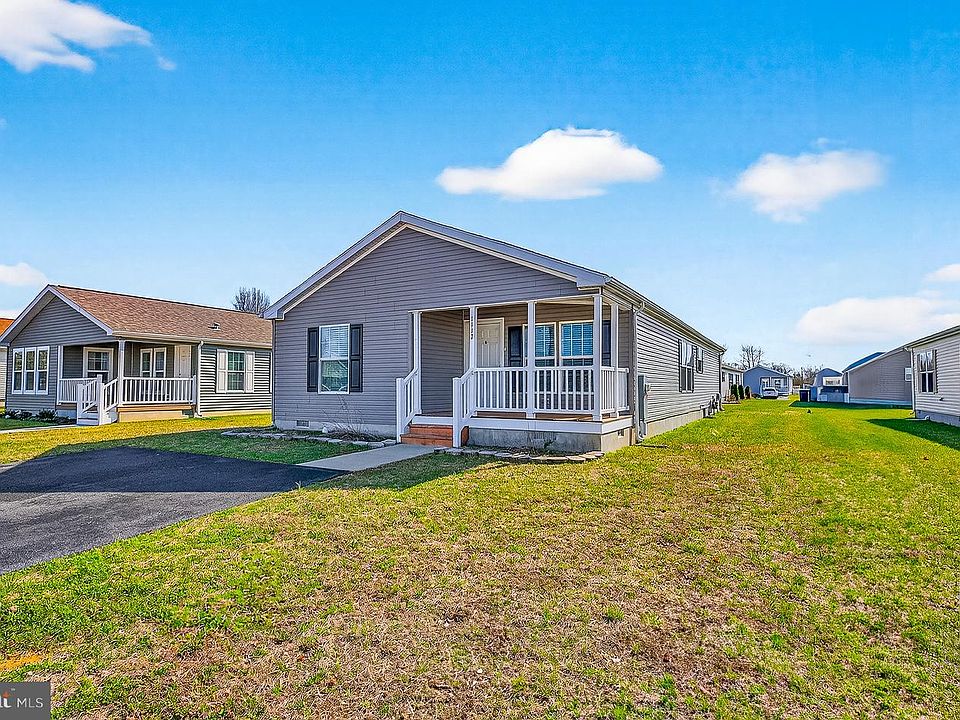 1st image of 1117 Lorenzo Ln #270