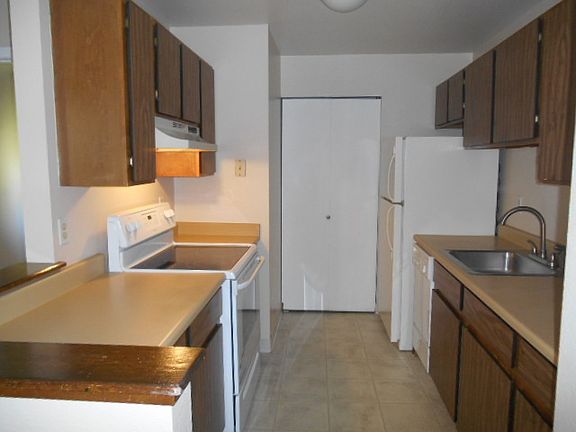 5th image of 4501 Boardwalk Dr #14670905