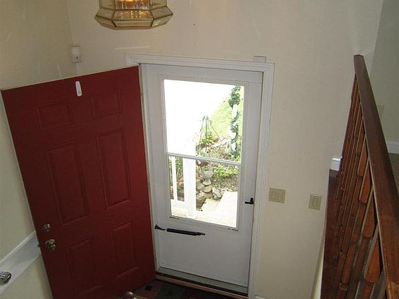 4th image of 6422 Sauterne Dr