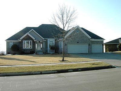 2nd image of 2715 Glen Ellen Rd