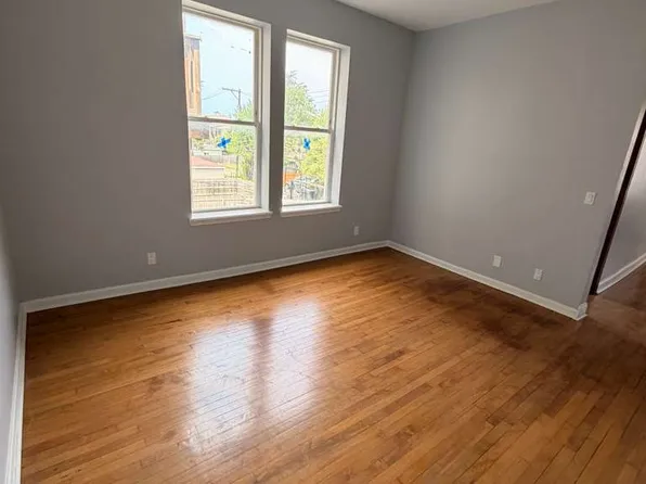 1555 S Millard Ave APT 2R, Chicago, IL 60623