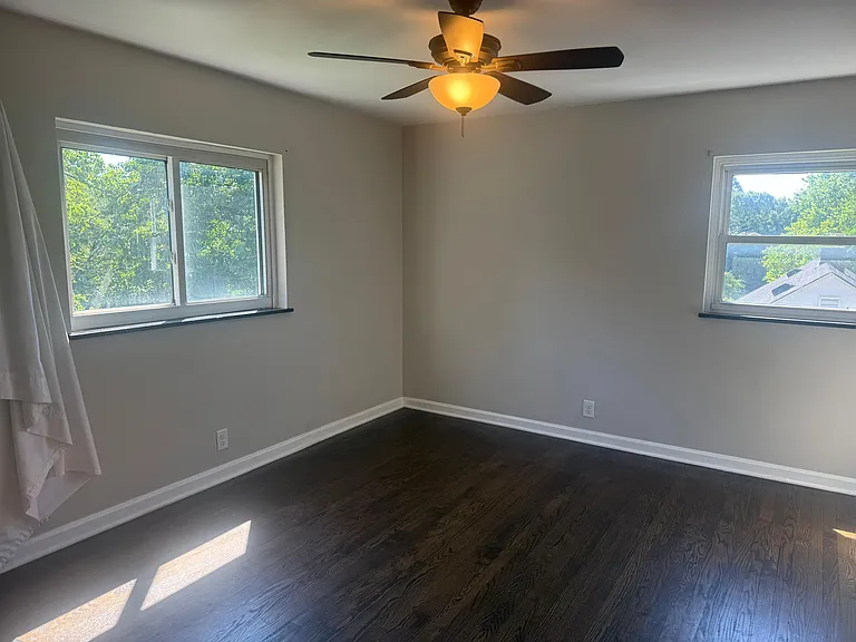 35 Parker Rd — Photo 8