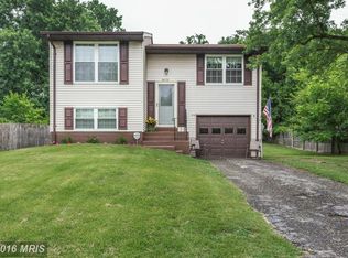 9698 Meadowview Dr, Newburg, MD 20664