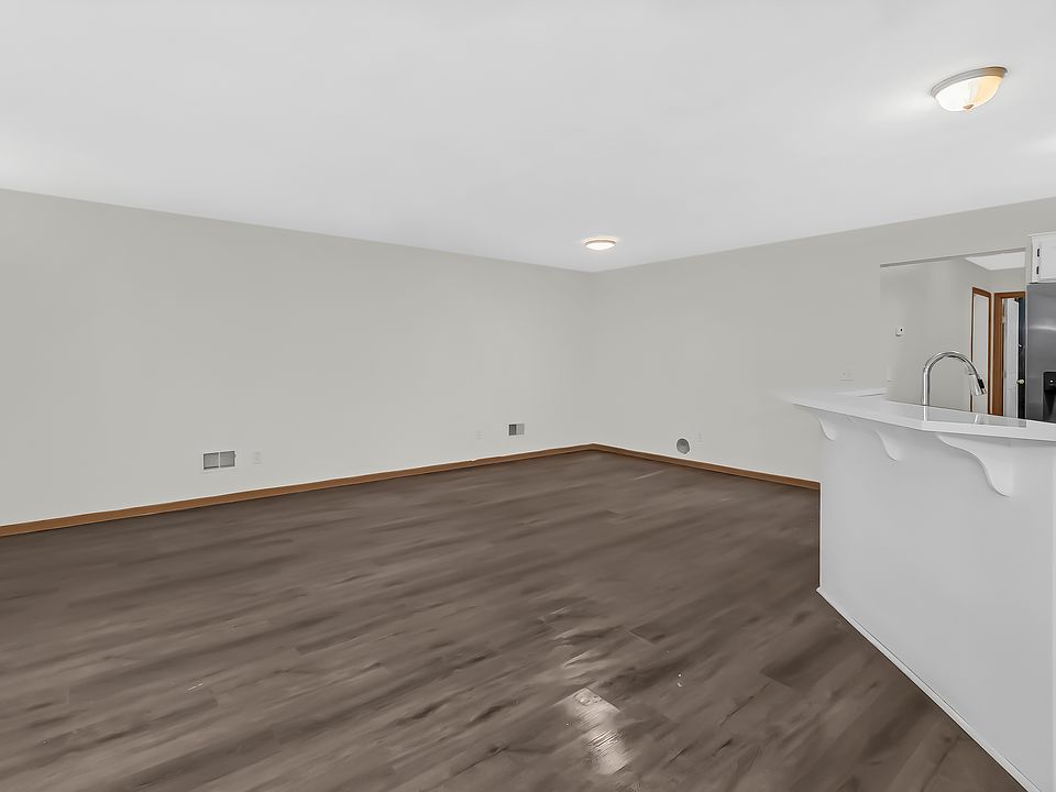 1st image of 4746 N 6th St #4746