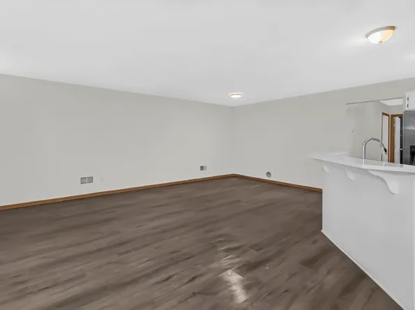 4746 N 6th St #4746, Minneapolis, MN 55430