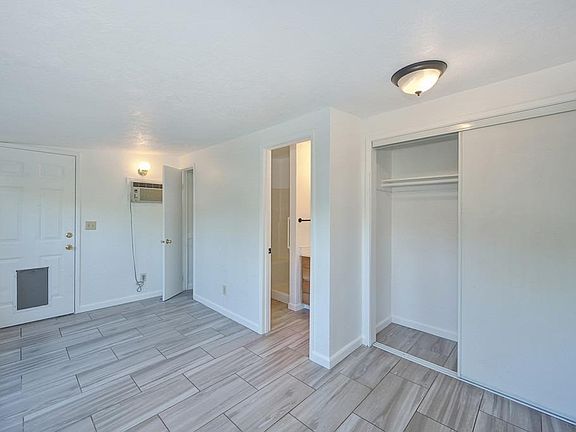3rd image of 5113 Kauai Way #B