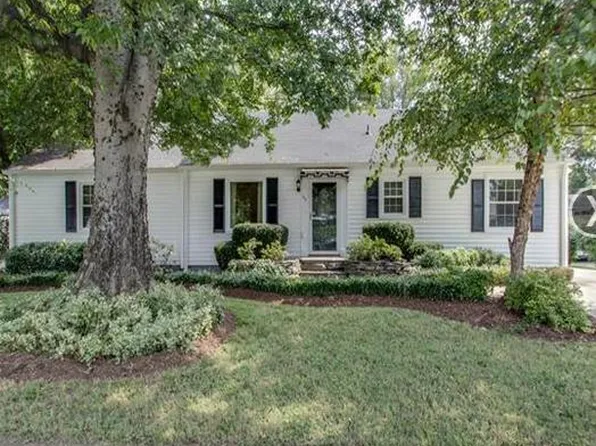144 46th Ave N, Nashville, TN 37209
