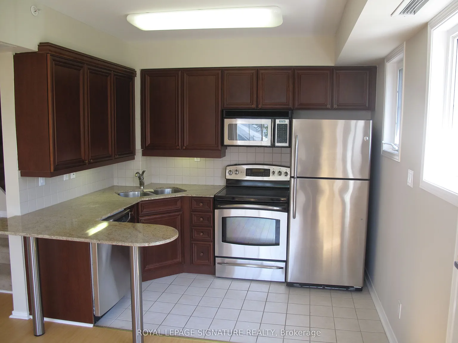 2 bed, $2,800 — Photo 2