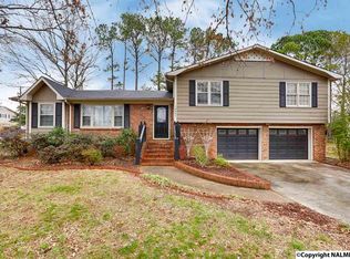 9901 Willow Cove Rd SE, Huntsville, AL 35802