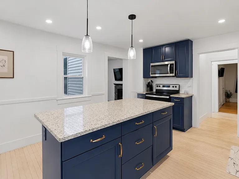 34 Revere St #1 — Photo 14