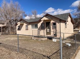 1423 Evans St, Hot Springs, SD 57747