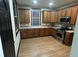 7611 S Green St UNIT 2, Chicago, IL 60620