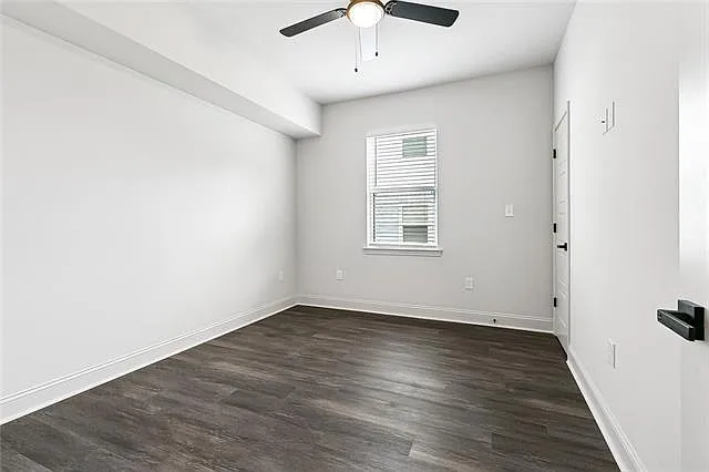 8815 Palm St — Photo 14