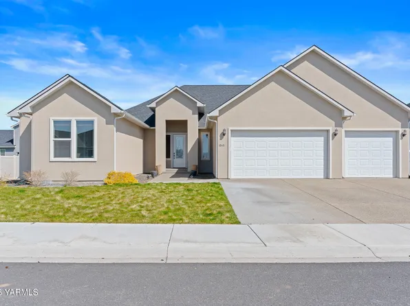 1545 Valhalla Loop, Selah, WA 98942