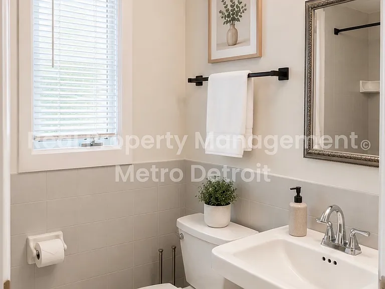 655 N Eton St #22 — Photo 13