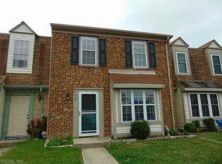 818 Spence Cir, Virginia Beach, VA 23462