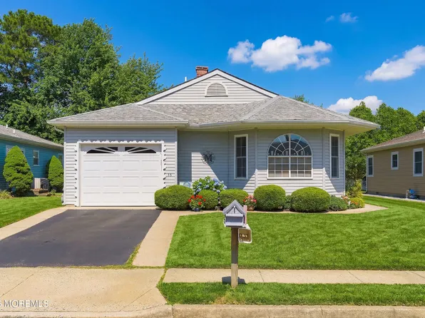 35 Noranda Street, Toms River, NJ 08757