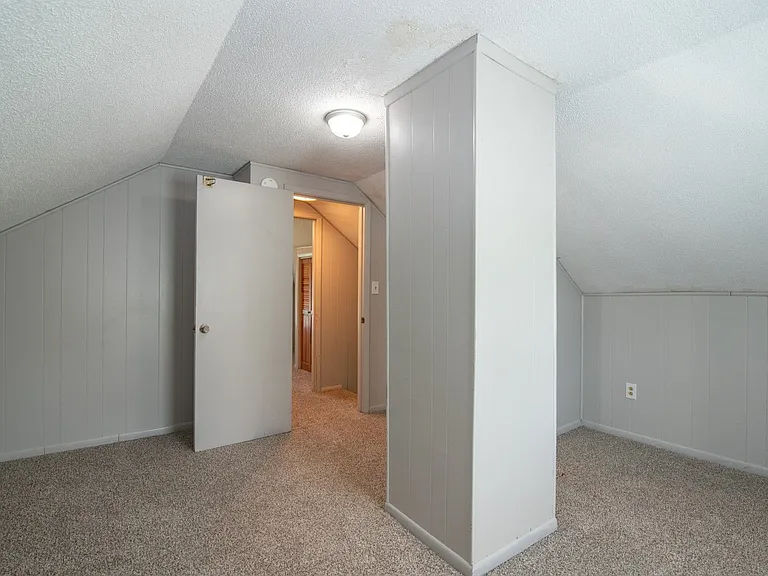 1231 Crume Rd — Photo 36