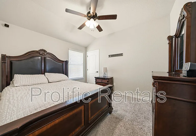 2509 Meadow Lark Dr — Photo 34