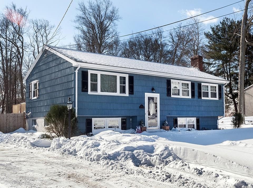 1st image of 31 Belcher Dr