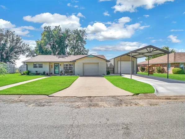 107 Fairview Ln, Tipton, OK 73570