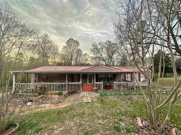 31 Lena Dr, Murray, KY 42071