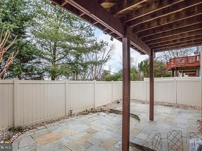 13340 Colchester Ferry Pl — Photo 39