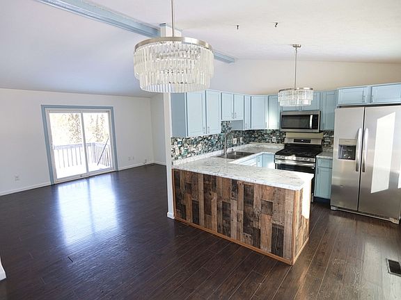 2nd image of 2115 Brook Trails Ct SE
