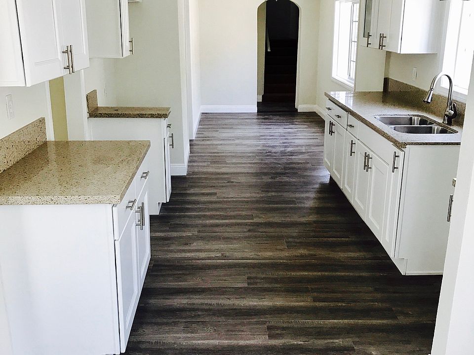 1st image of 9519 Baird Ave