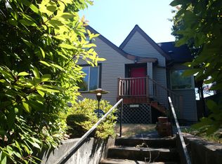 9238D 35th Ave SW, Seattle, WA 98126