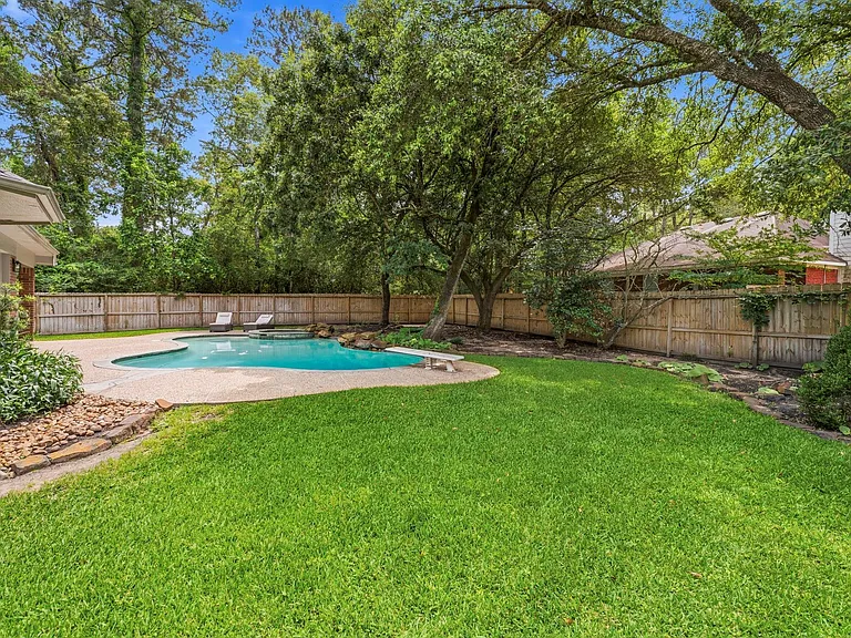 138 W Stockbridge Landing Cir — Photo 45