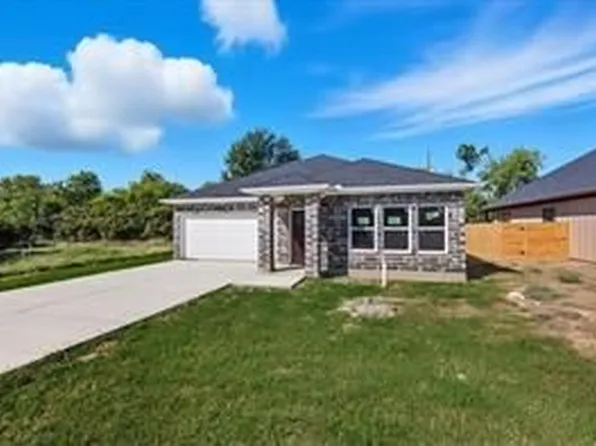 2512 Sheraton Dr, Fort Worth, TX 76105