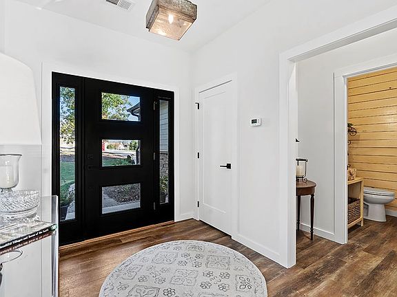 2nd image of 105 Spyglass Dr