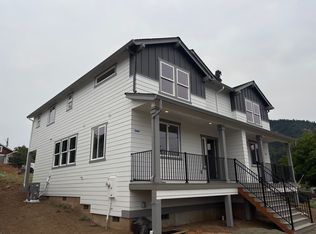 330 NE Washington St, White Salmon, WA 98672