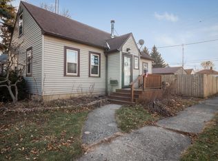 3204 75th St, Kenosha, WI 53142