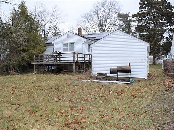 2nd image of 15 Fairway Dr