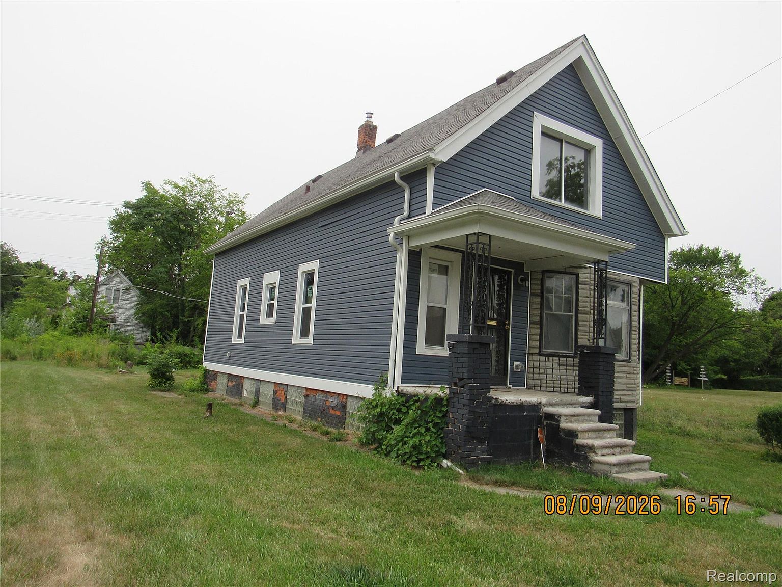 4785 Crane St, photo 2