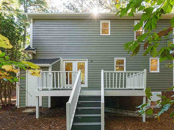4th image of 60 Newton Dr